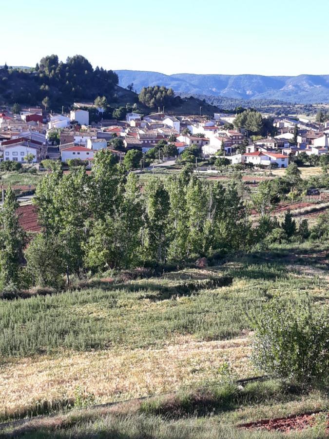 Apartamentos Serrano Ribatajada Bagian luar foto
