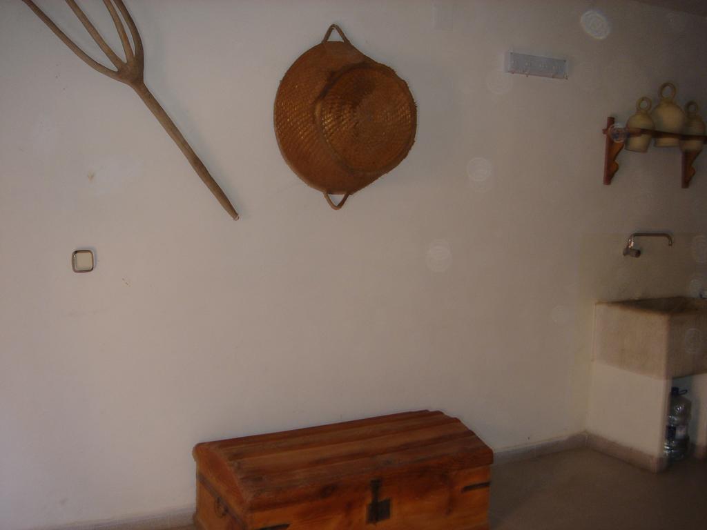 Apartamentos Serrano Ribatajada Bagian luar foto